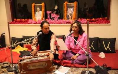 Bhajan Bhojan Party by Vande Krsna Foundation on 06/12/2015